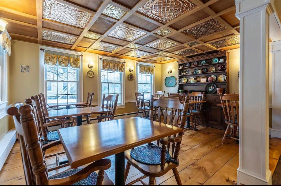 Chester Inn エクステリア 写真