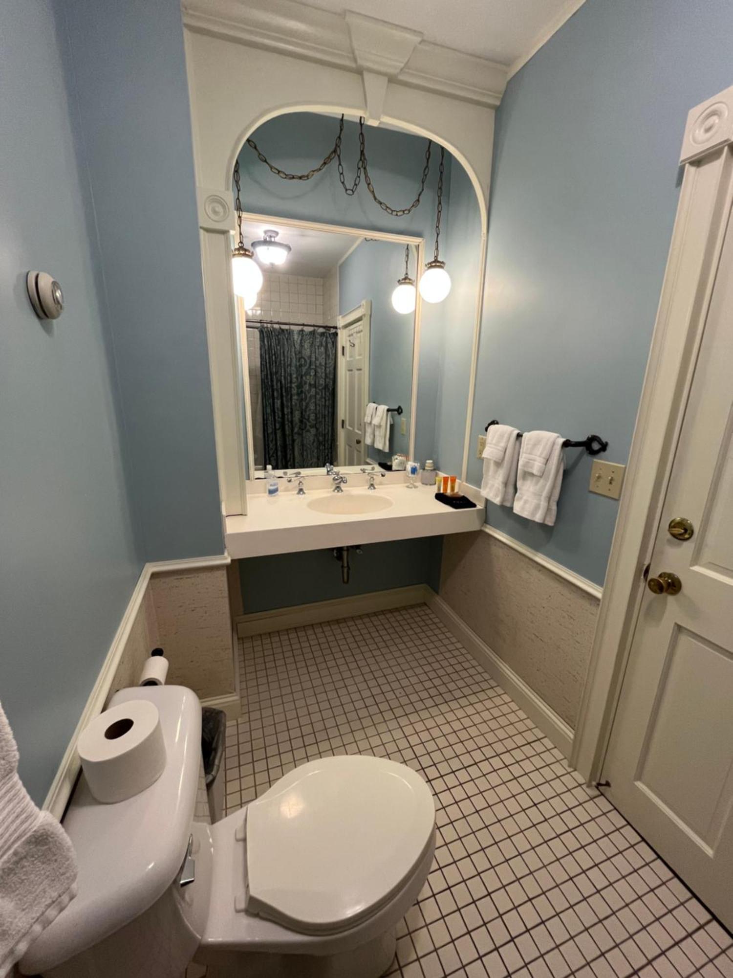 Chester Inn エクステリア 写真